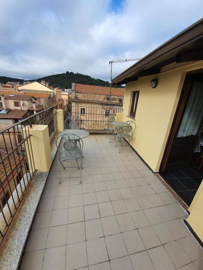 B&B 13 Iglesias Zewnętrze zdjęcie